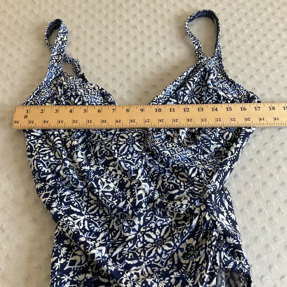 Miraclesuit One Piece Swimsuit Women 10 Blue White Ruched Tummy Control